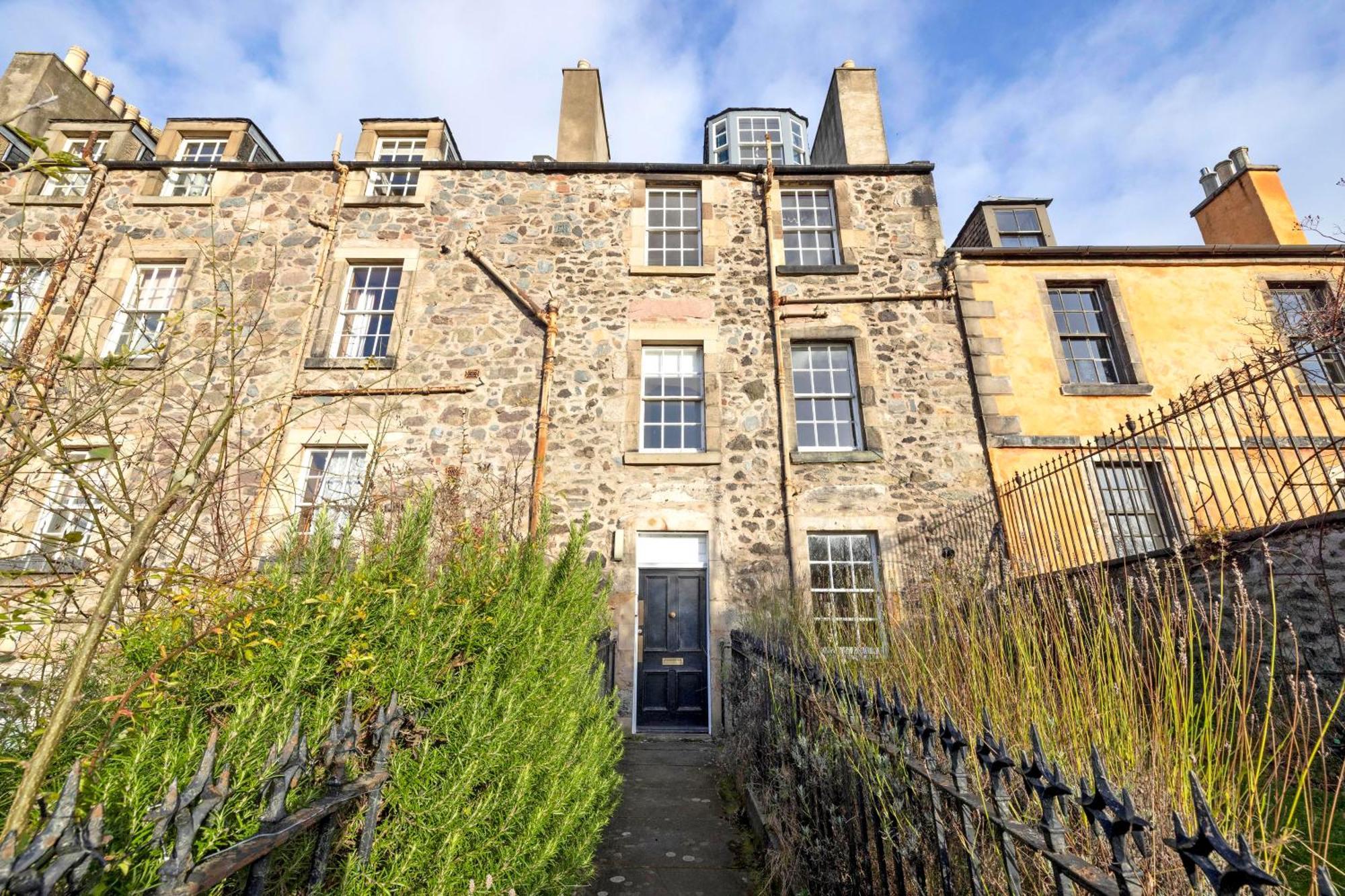 Joivy Beautiful Apartment, Private Garden, Calton Hill Edinburgh Bagian luar foto