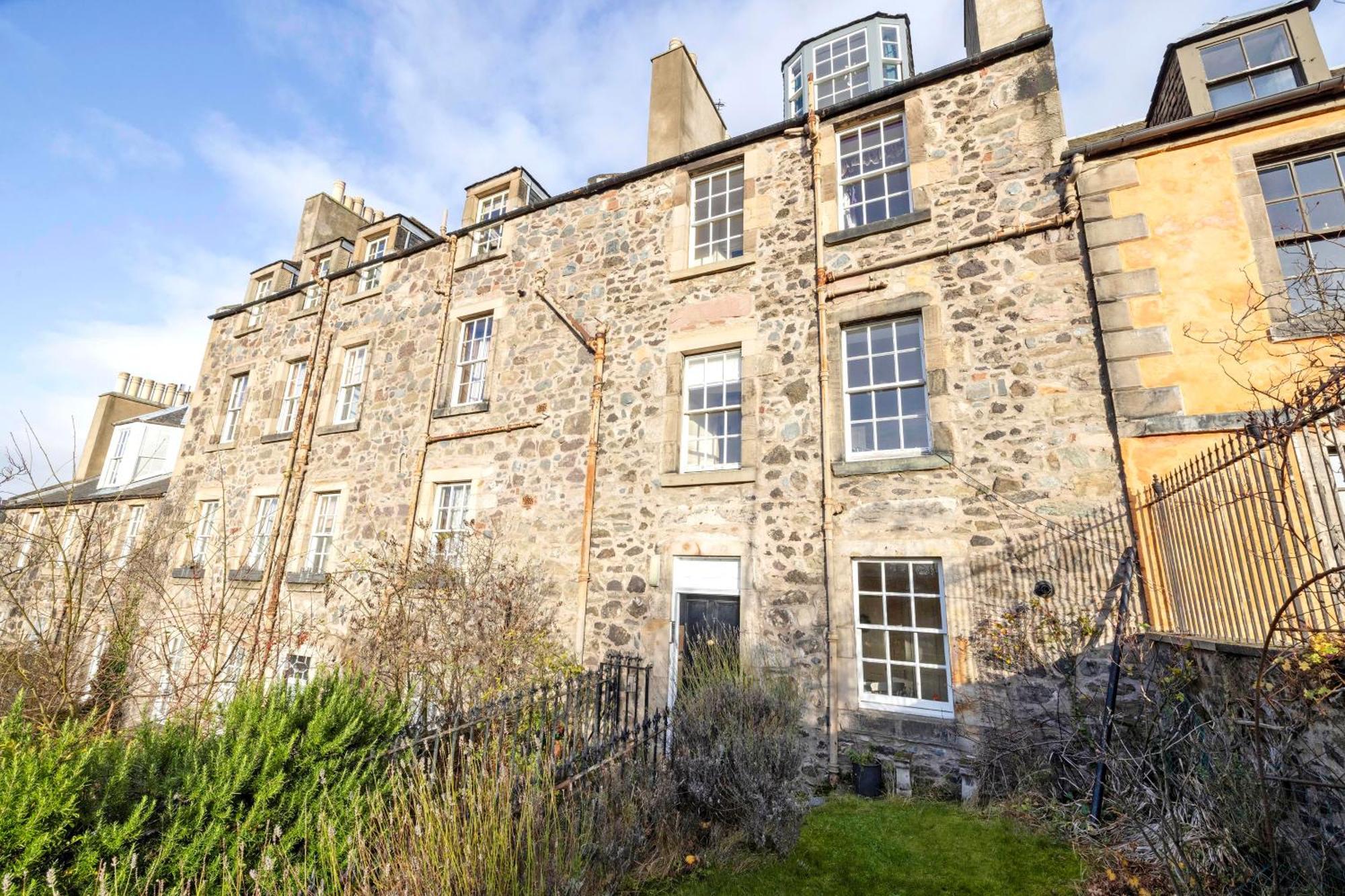 Joivy Beautiful Apartment, Private Garden, Calton Hill Edinburgh Bagian luar foto
